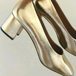 Zara metallic gold square block heel shoe size 9 (39)